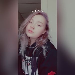 Meet your Posher, Hallie